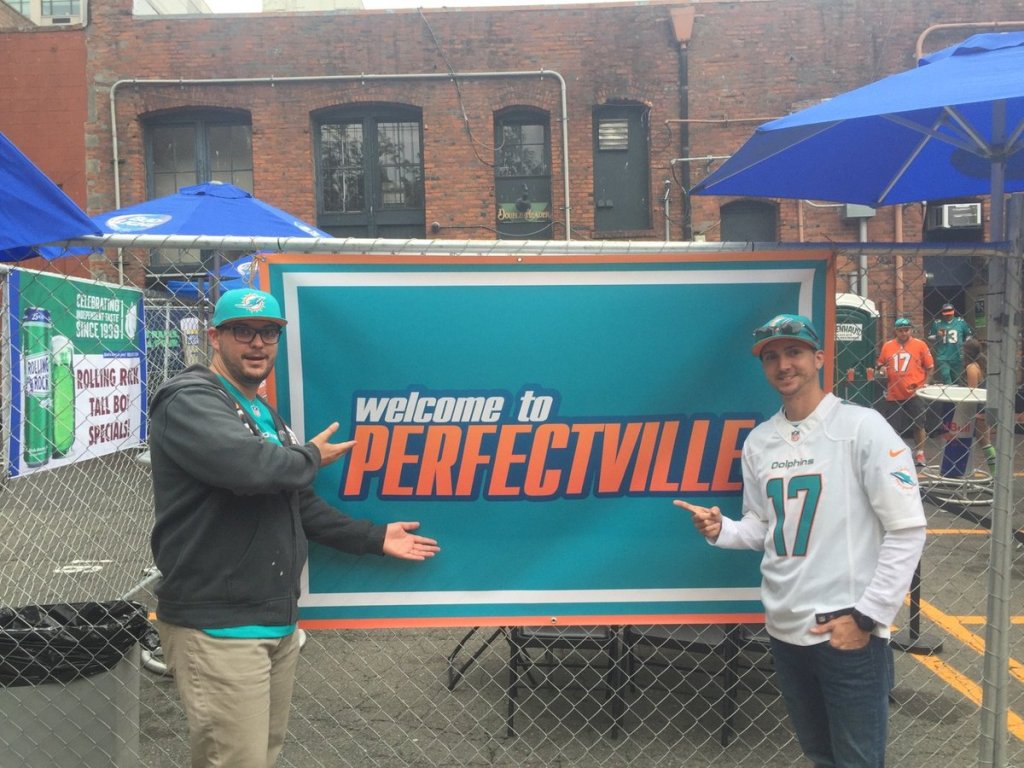Pictures From the Perfectville&nbsp;Tailgate