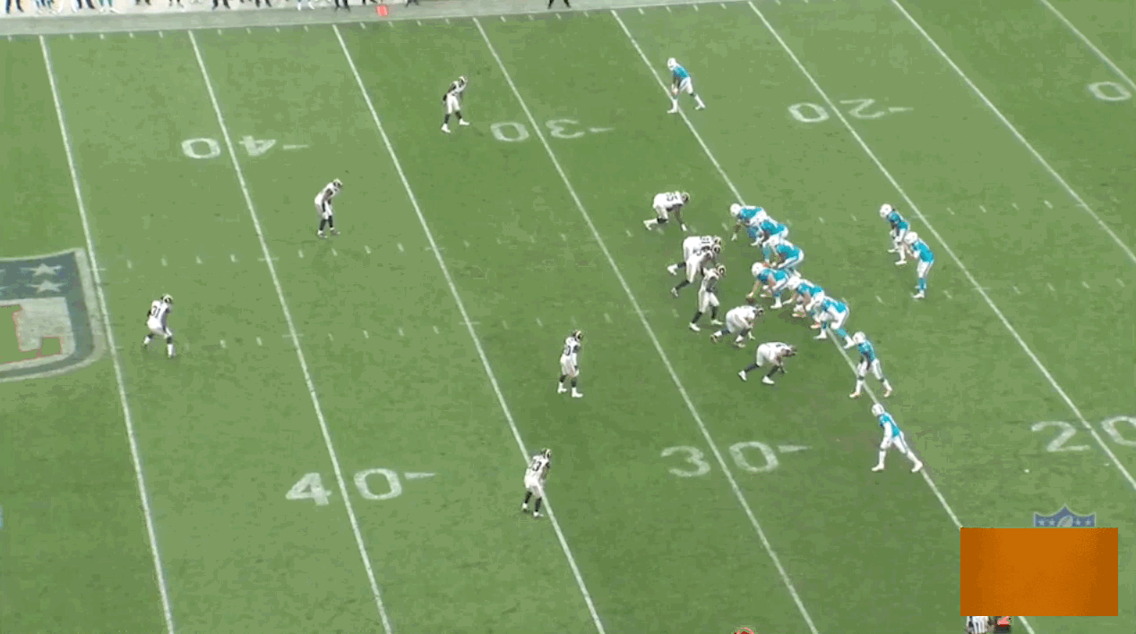 Tannehill Rams pocket movement